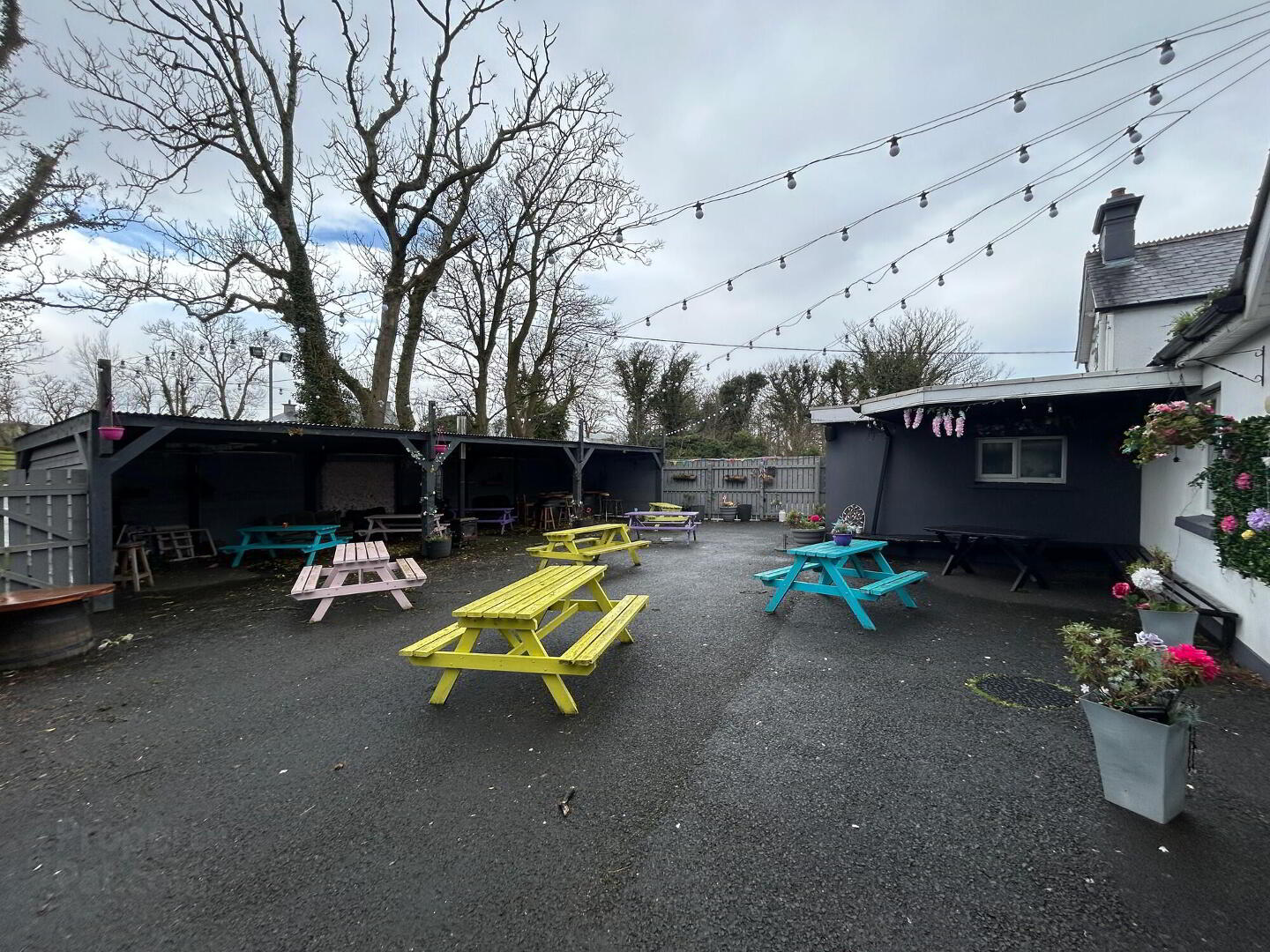 Hunters Bar, 106 Cushendall Road 5 of 7