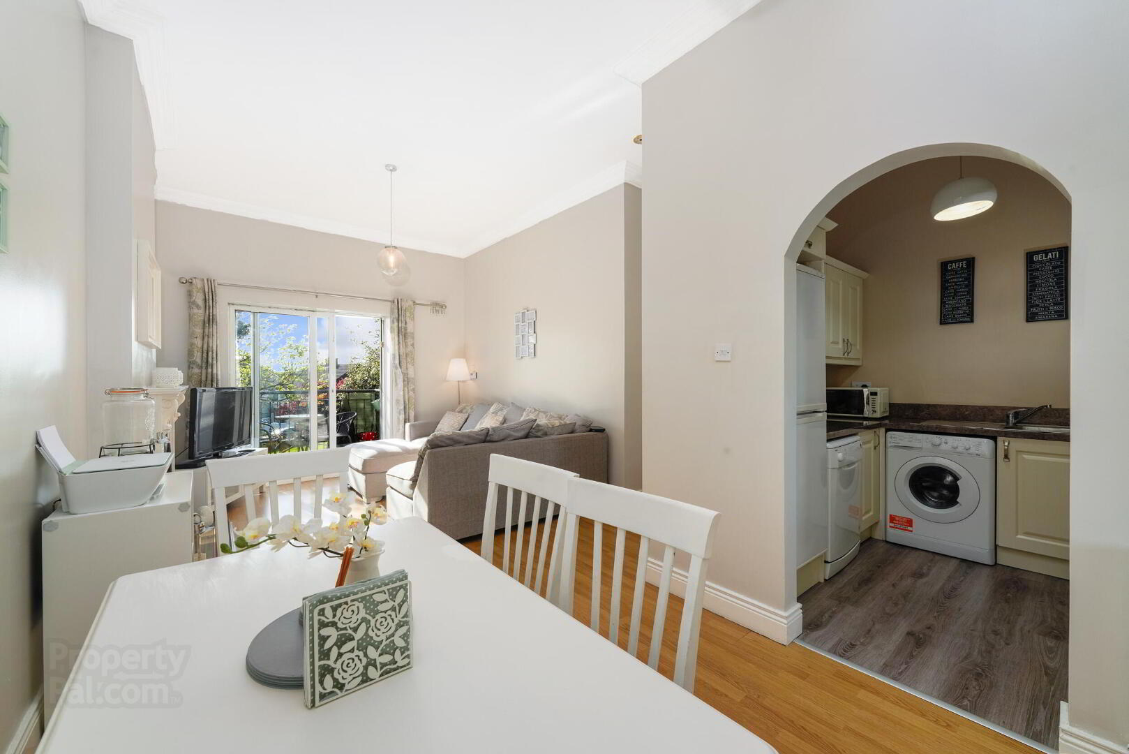16 Finn Eber Square 7 of 20