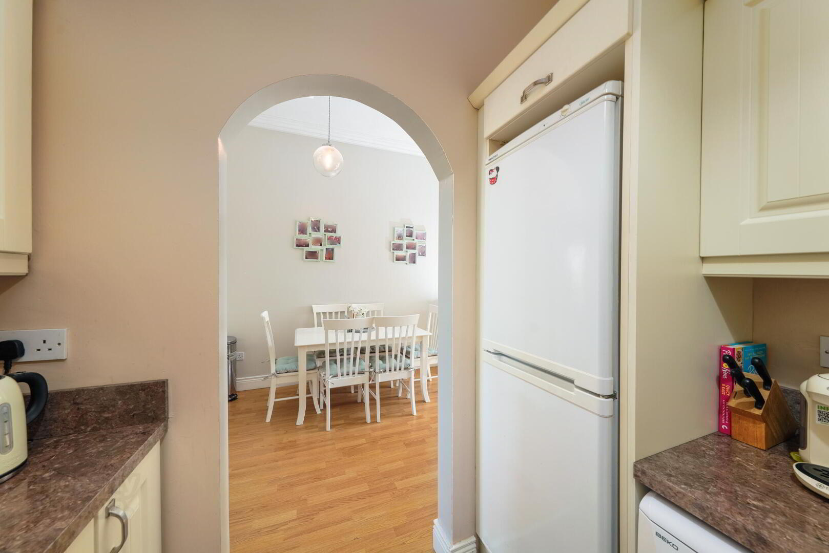 16 Finn Eber Square 9 of 20
