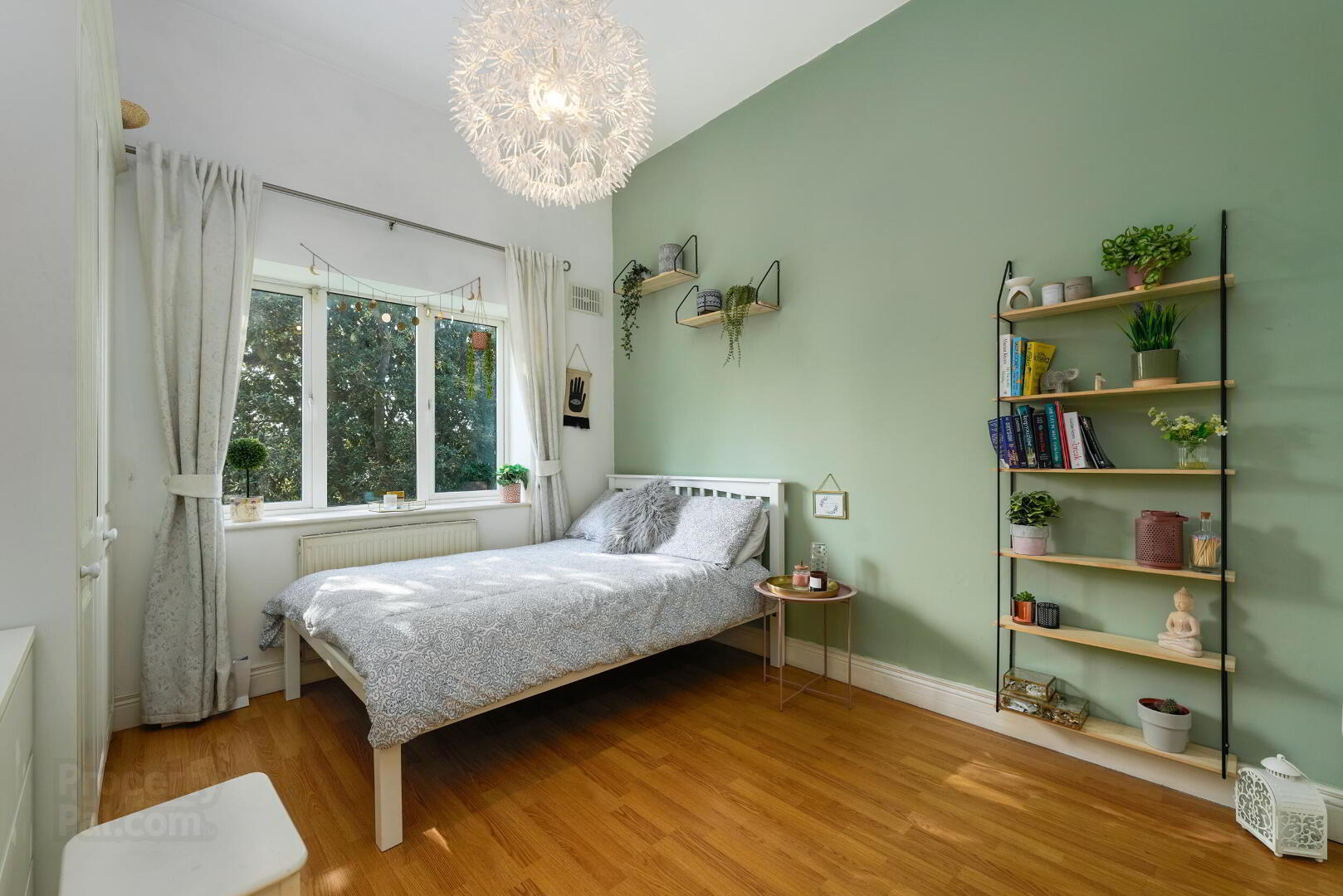 16 Finn Eber Square 11 of 20