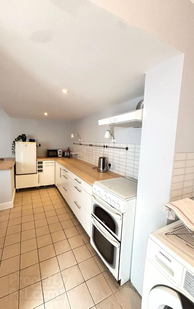 property description image