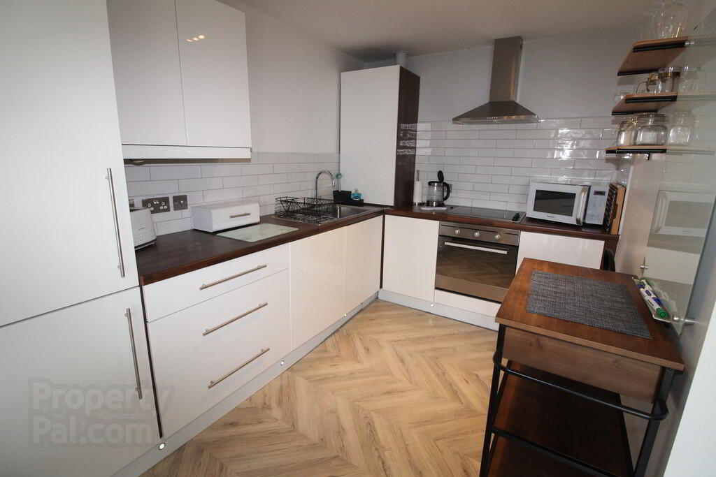 Apt 28 Titanic Walk, 13 Ballymacarrett Road 12 of 19