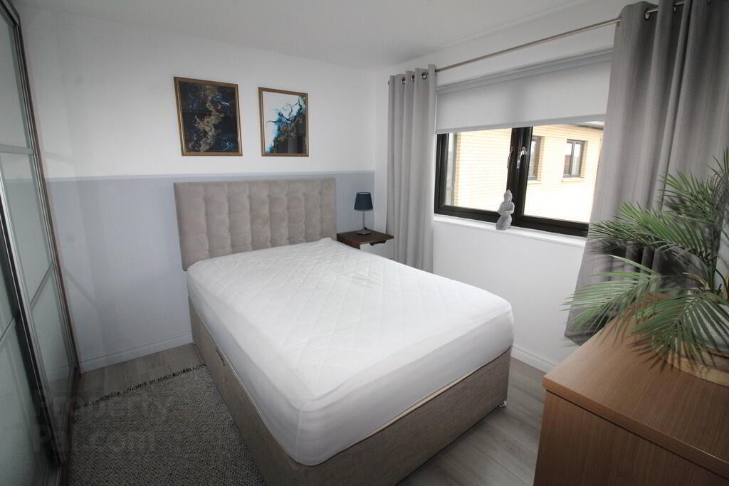 Apt 28 Titanic Walk, 13 Ballymacarrett Road 14 of 19