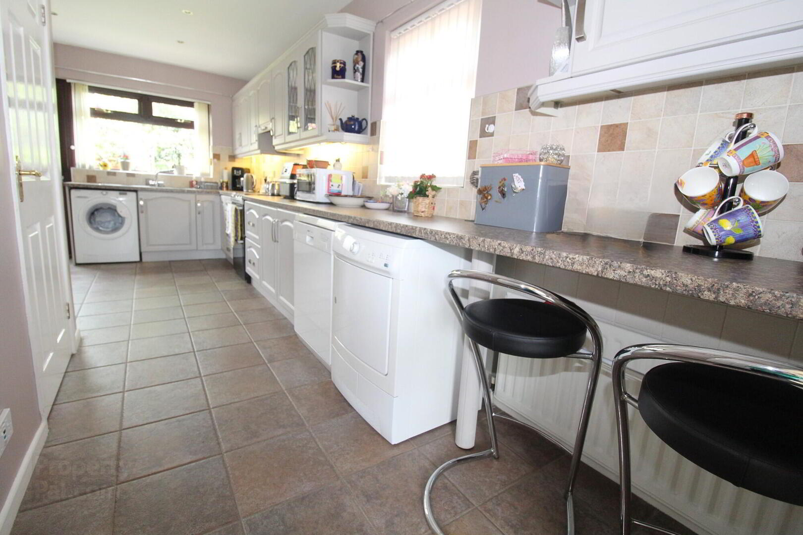 4 Balmoral Avenue 7 of 16