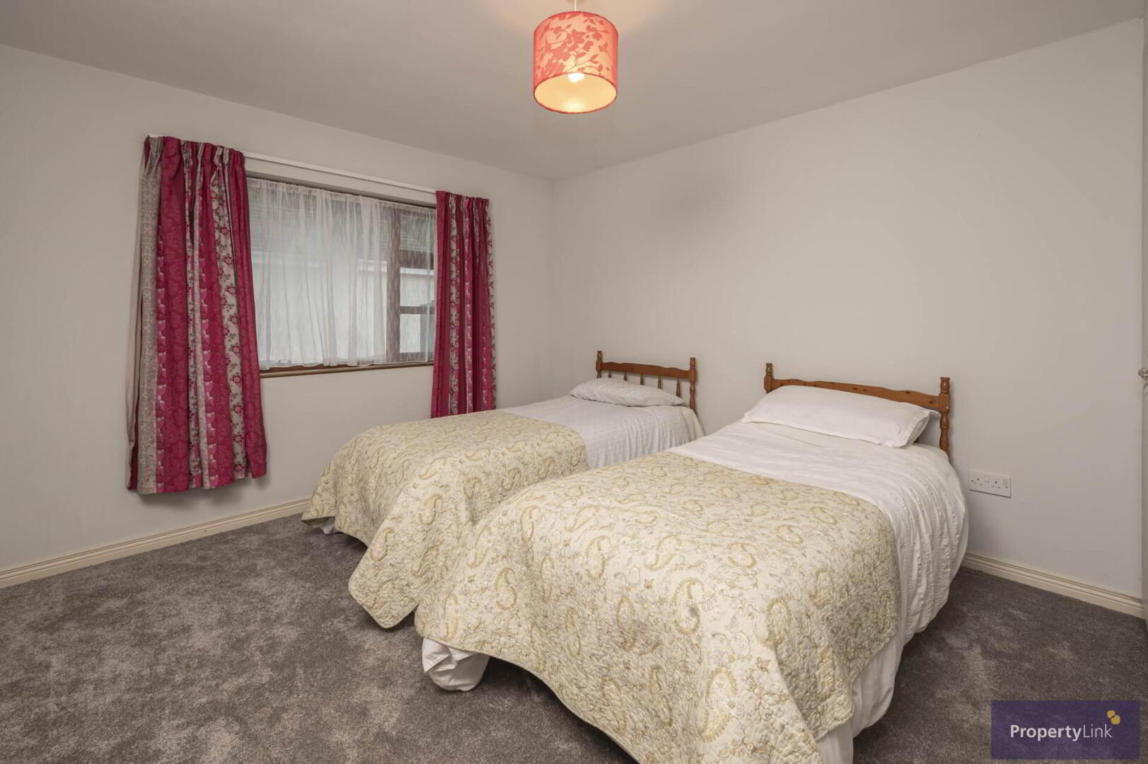 11 Lissheffield Road 16 of 27