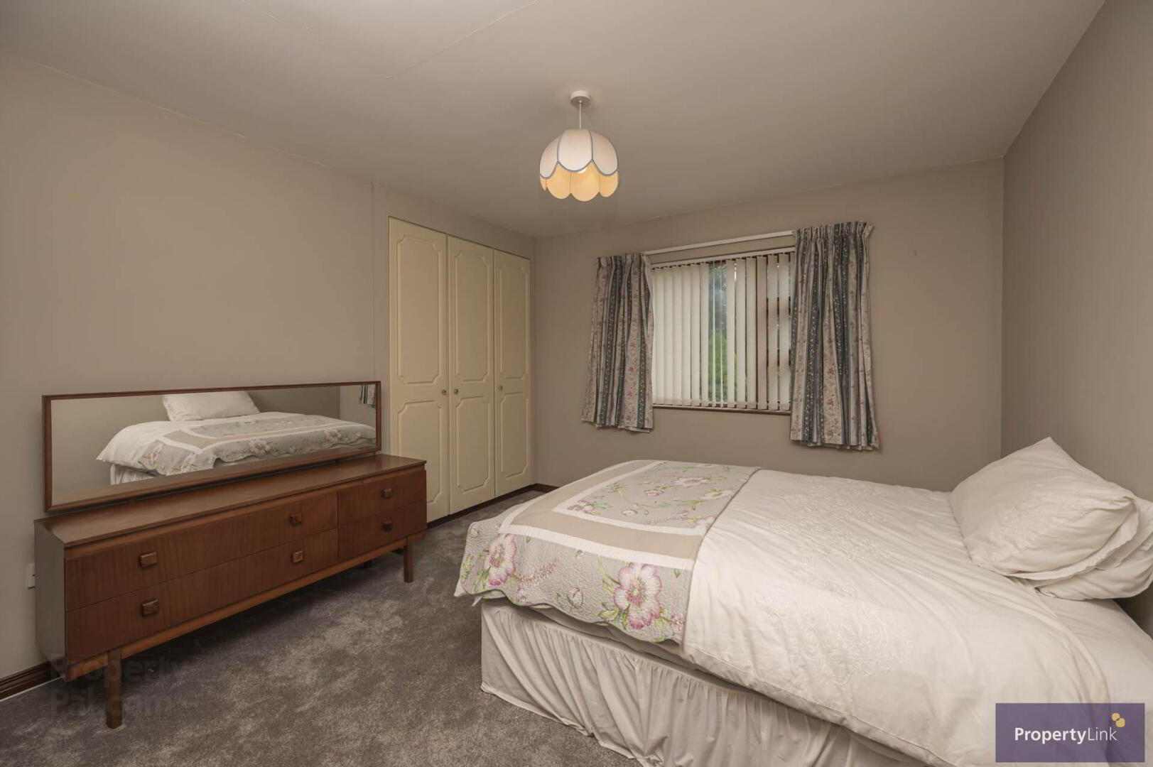 11 Lissheffield Road 13 of 27