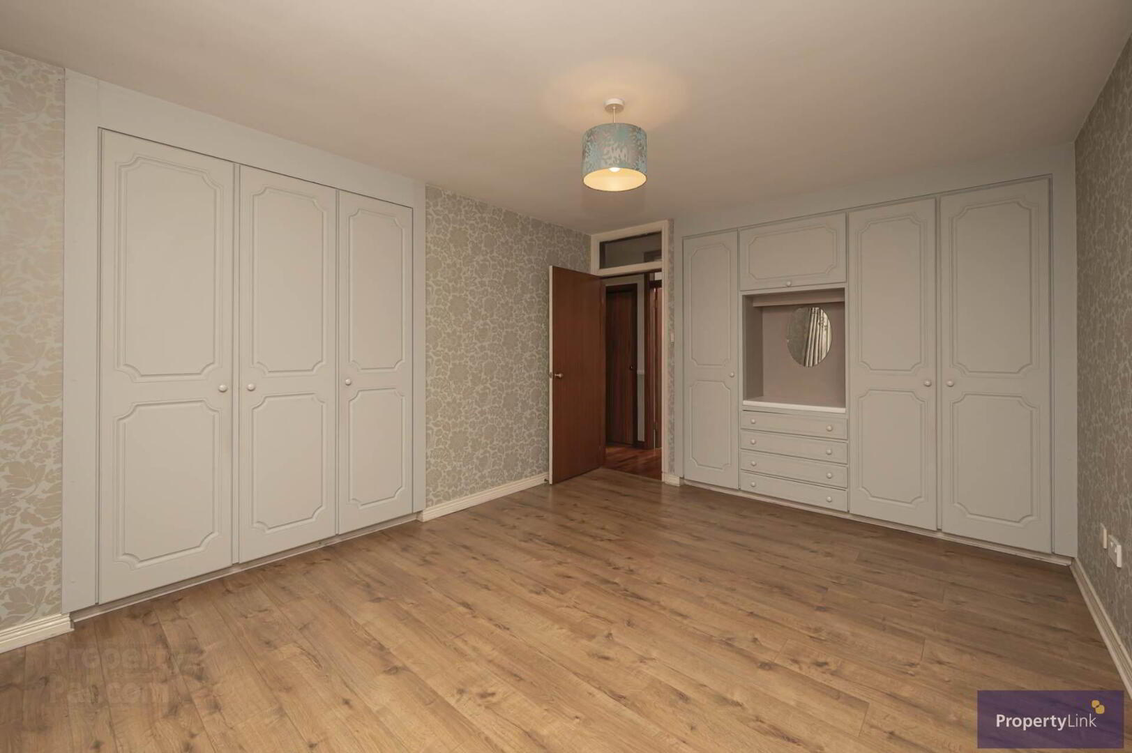 11 Lissheffield Road 17 of 27