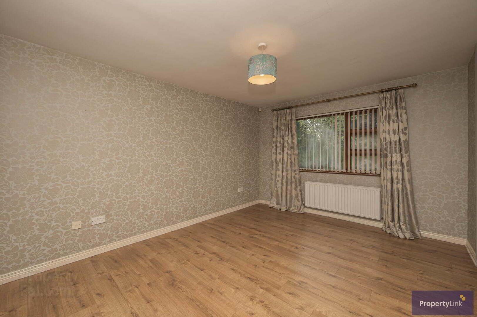 11 Lissheffield Road 18 of 27