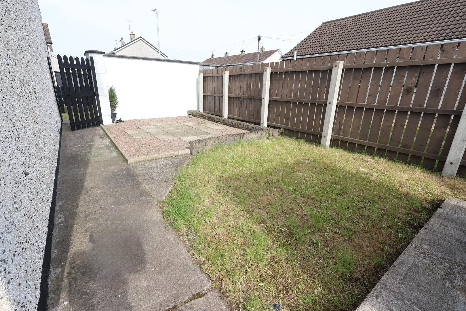 18 Millburn Park 13 of 15