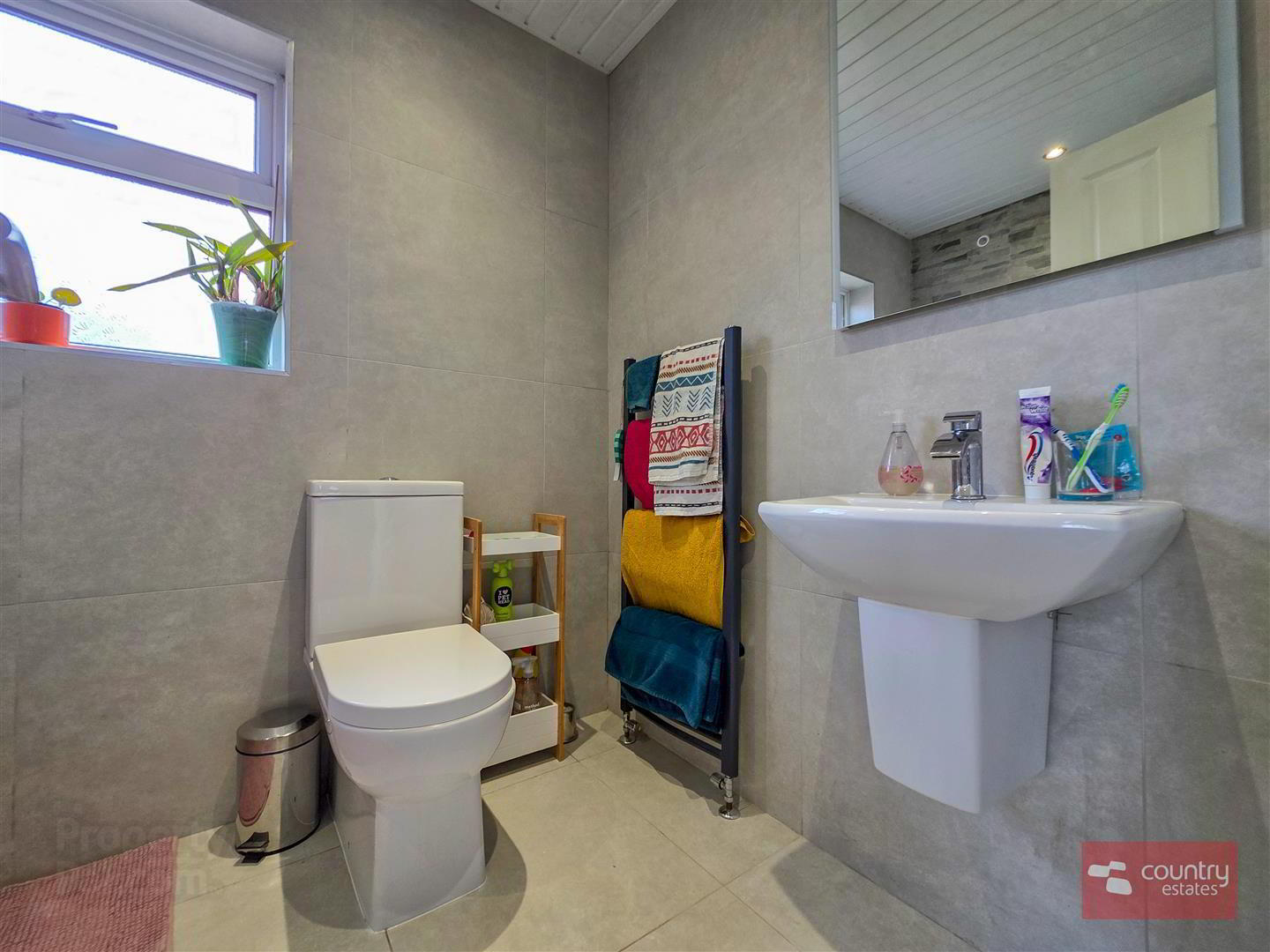 38 Grays Park Avenue 23 of 31