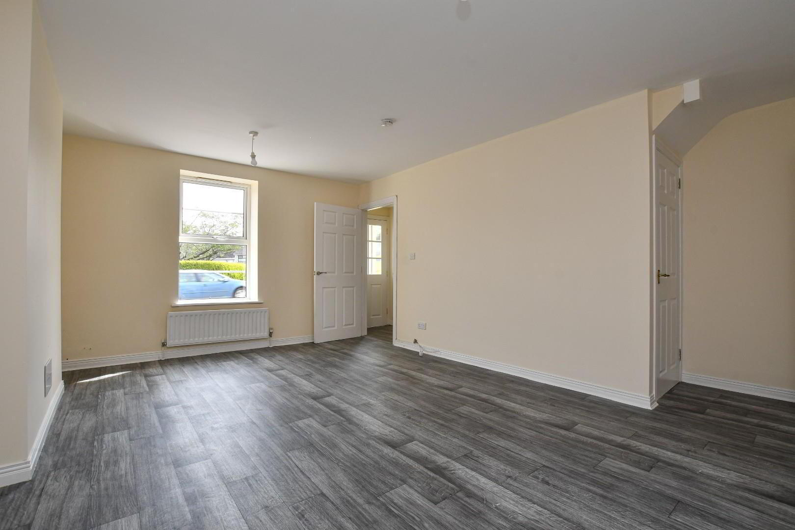47 Railway Street 4 of 22