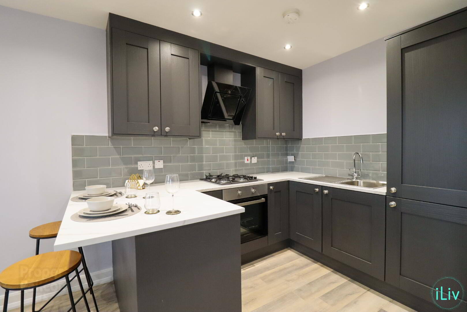 701 College Court Central, 56 King Street 3 of 13