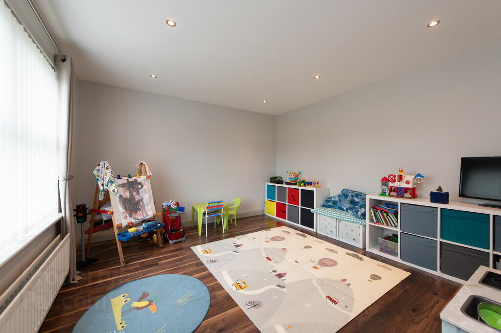 2 Clarke Lodge Mews 6 of 34
