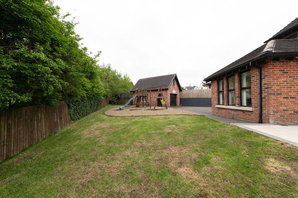 2 Clarke Lodge Mews 31 of 34