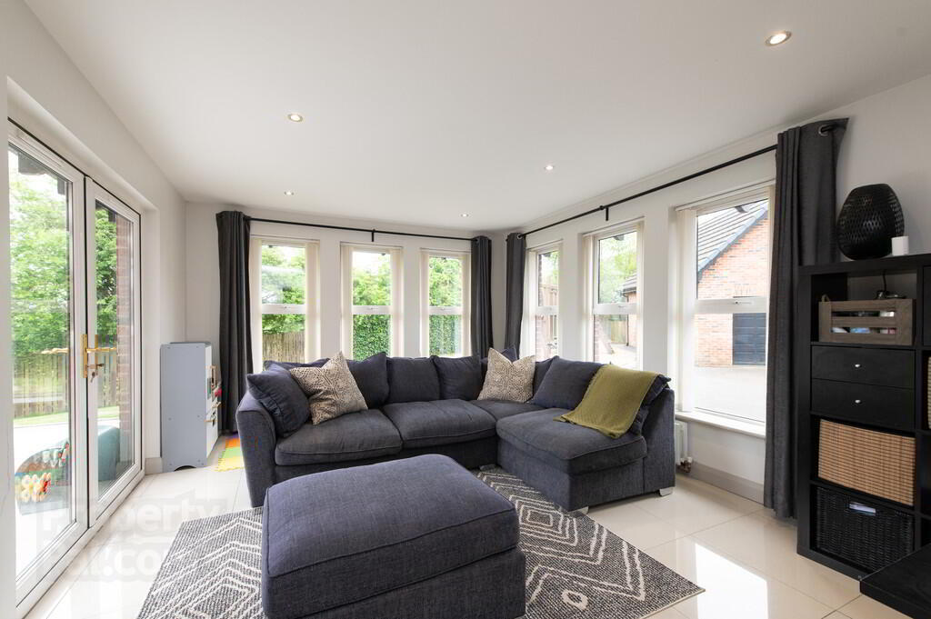 2 Clarke Lodge Mews 14 of 34