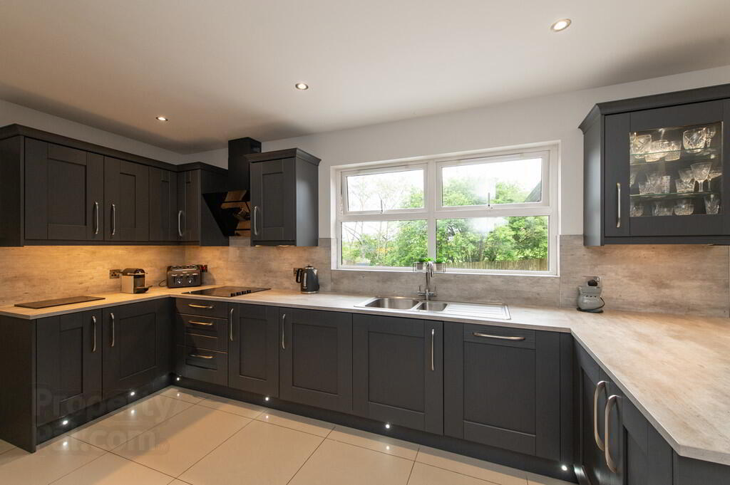 2 Clarke Lodge Mews 10 of 34