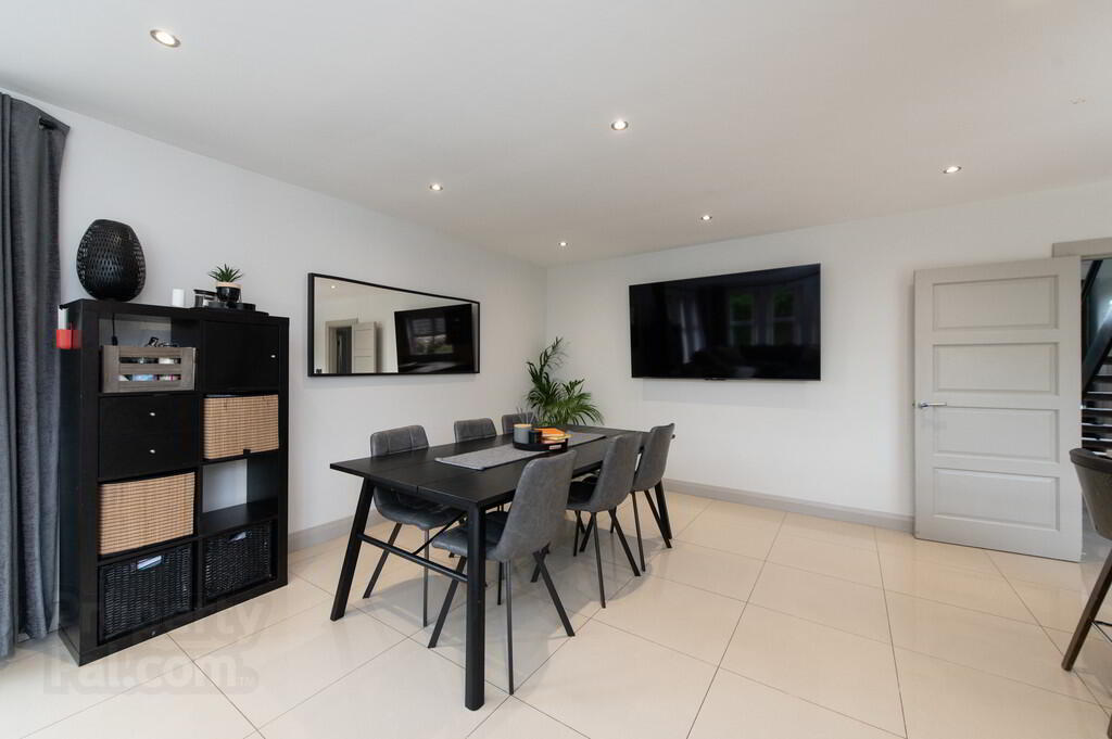 2 Clarke Lodge Mews 12 of 34