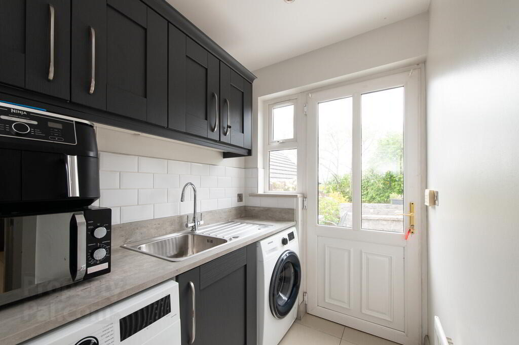 2 Clarke Lodge Mews 16 of 34