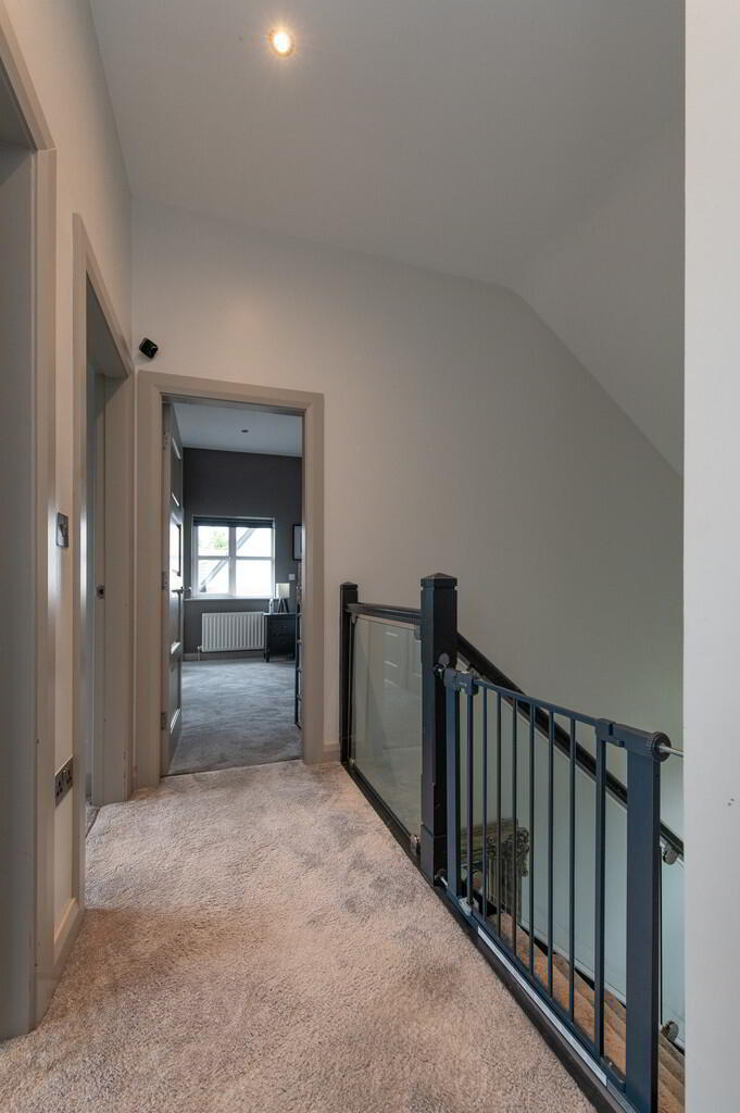 2 Clarke Lodge Mews 17 of 34