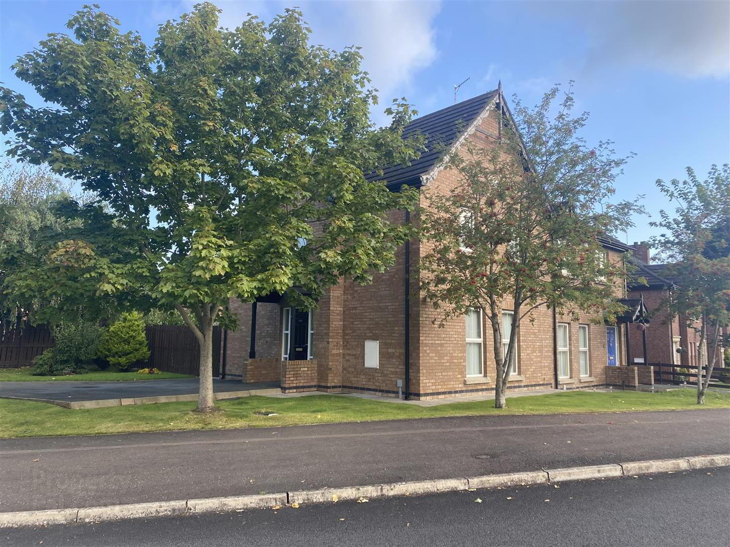 property description image