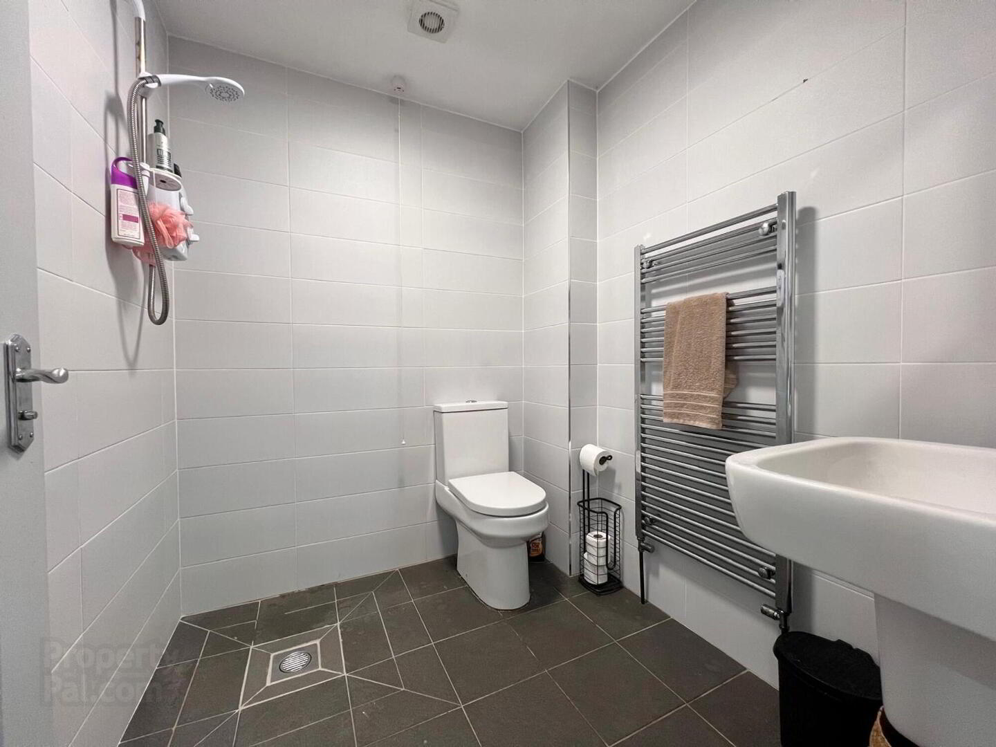 43 Killowen Drive 13 of 24
