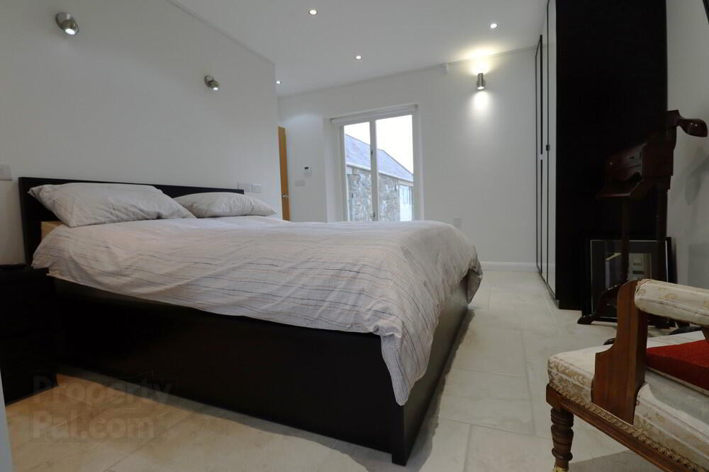 8 Kearney Road 14 of 20