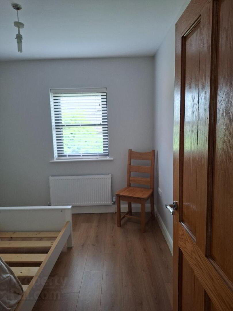 7 Parian Way 17 of 19