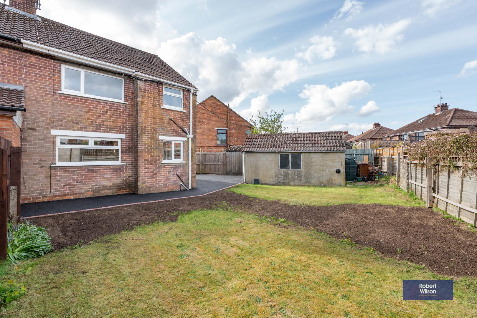 27 Killeaton Gardens 17 of 17