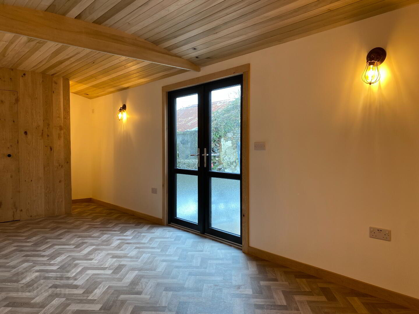 35b Main Street 5 of 6