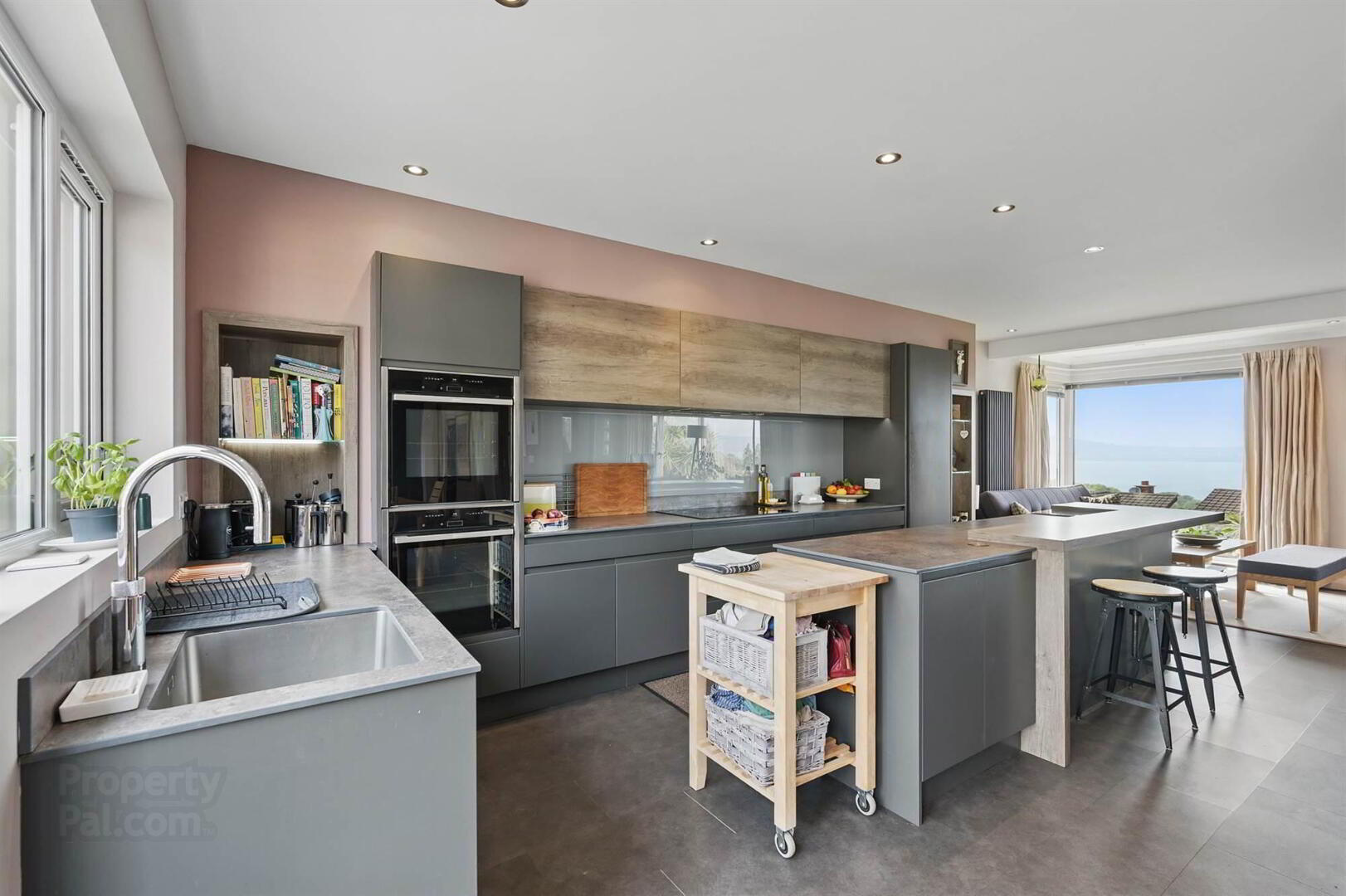 22 Carlston Avenue 5 of 38