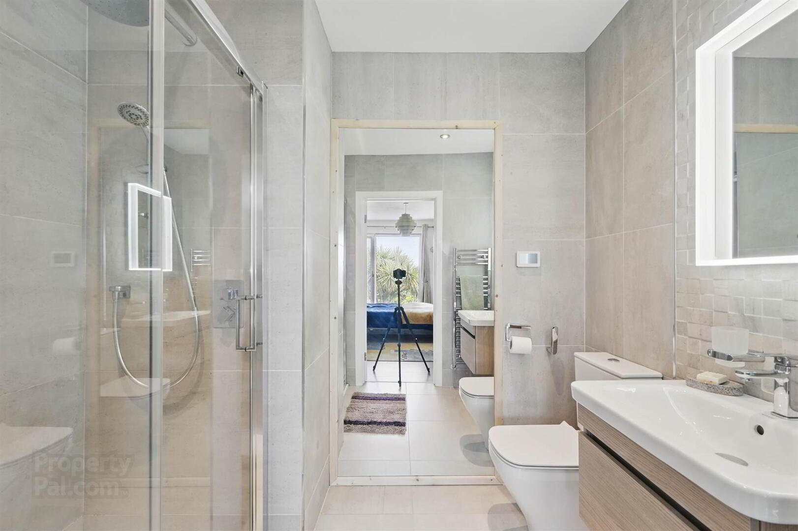 22 Carlston Avenue 20 of 38