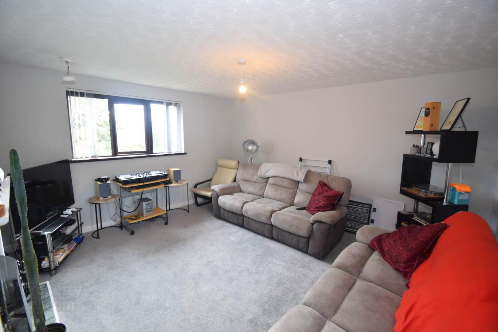 9 Glenmurray Court 4 of 14