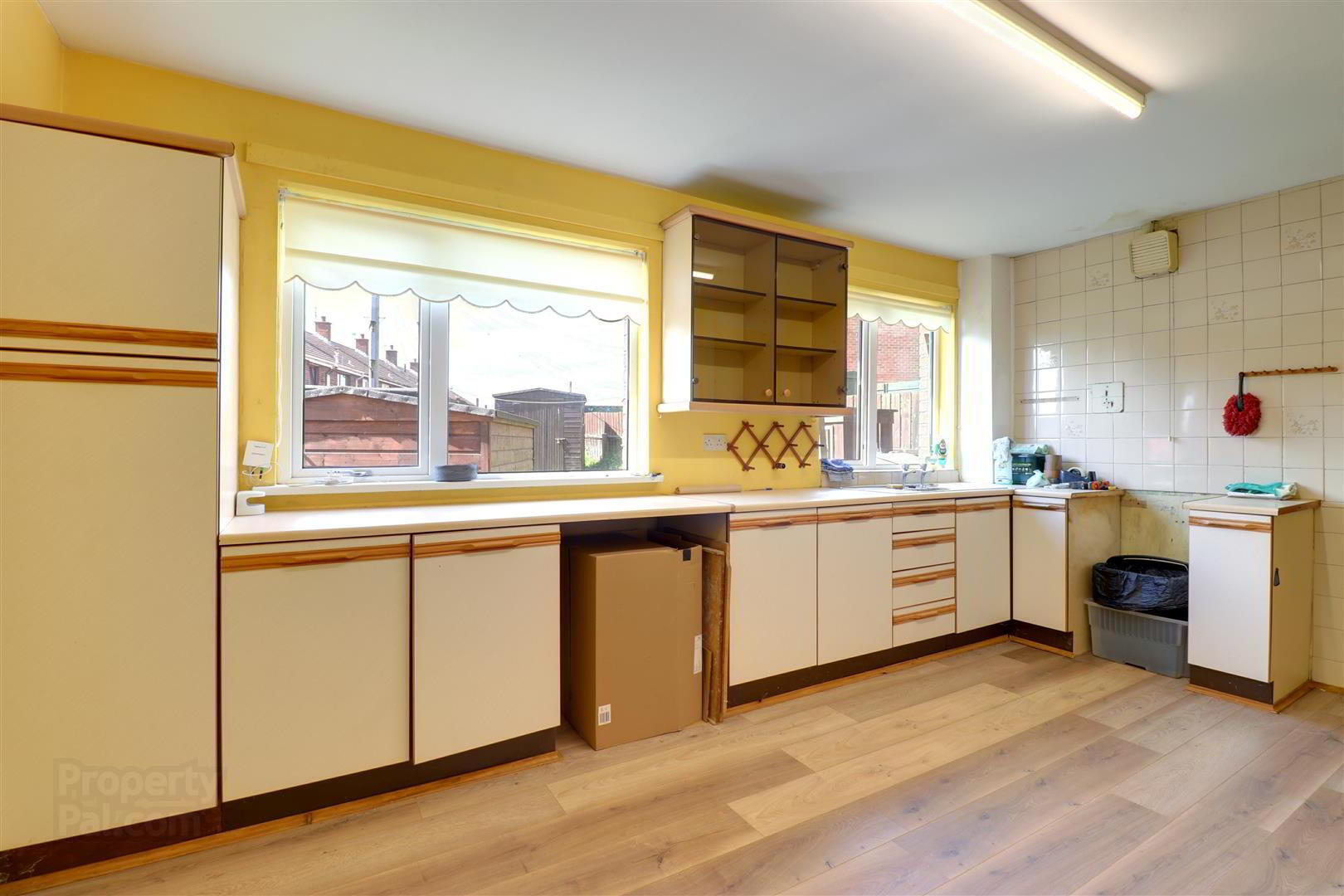 6 Whinpark Road 3 of 12