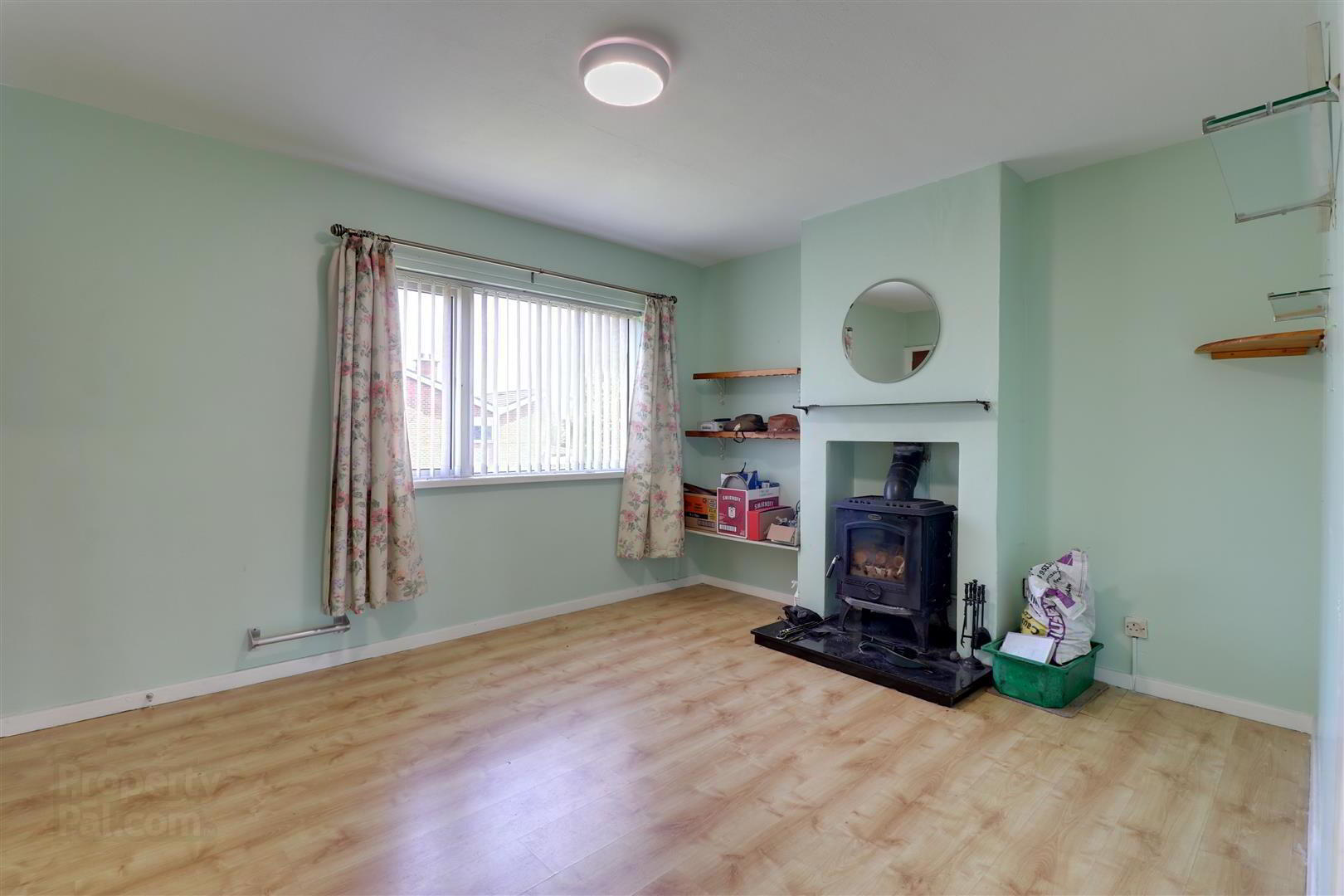 6 Whinpark Road 2 of 12