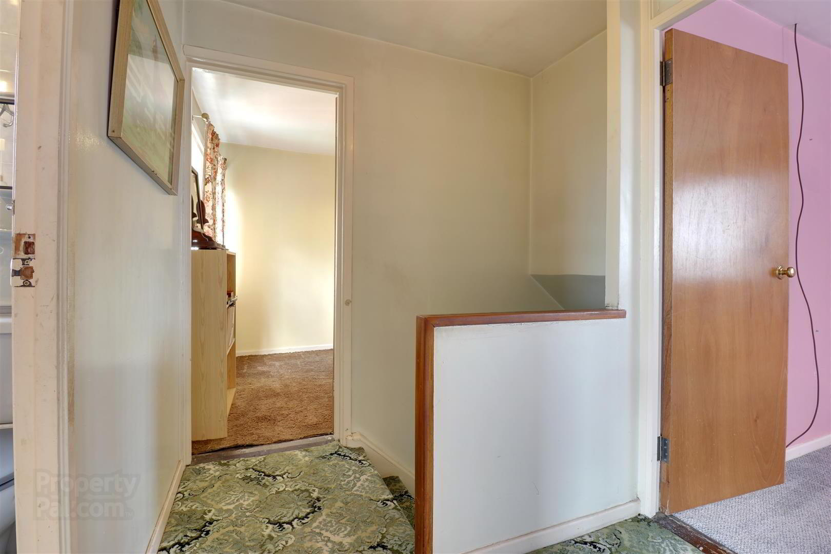 6 Whinpark Road 5 of 12