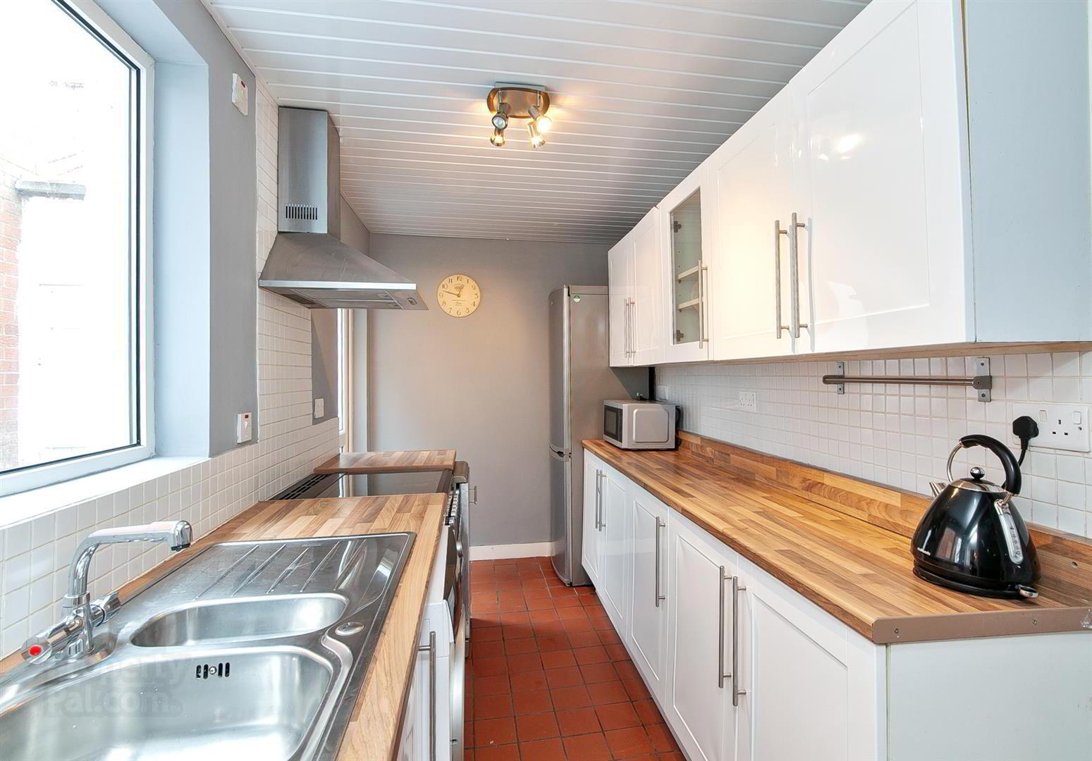 20 Lichfield Avenue 8 of 17