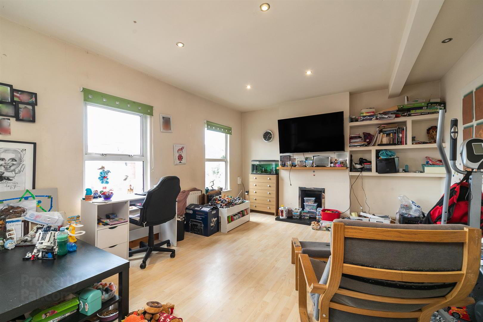 93 Connsbrook Avenue 3 of 12