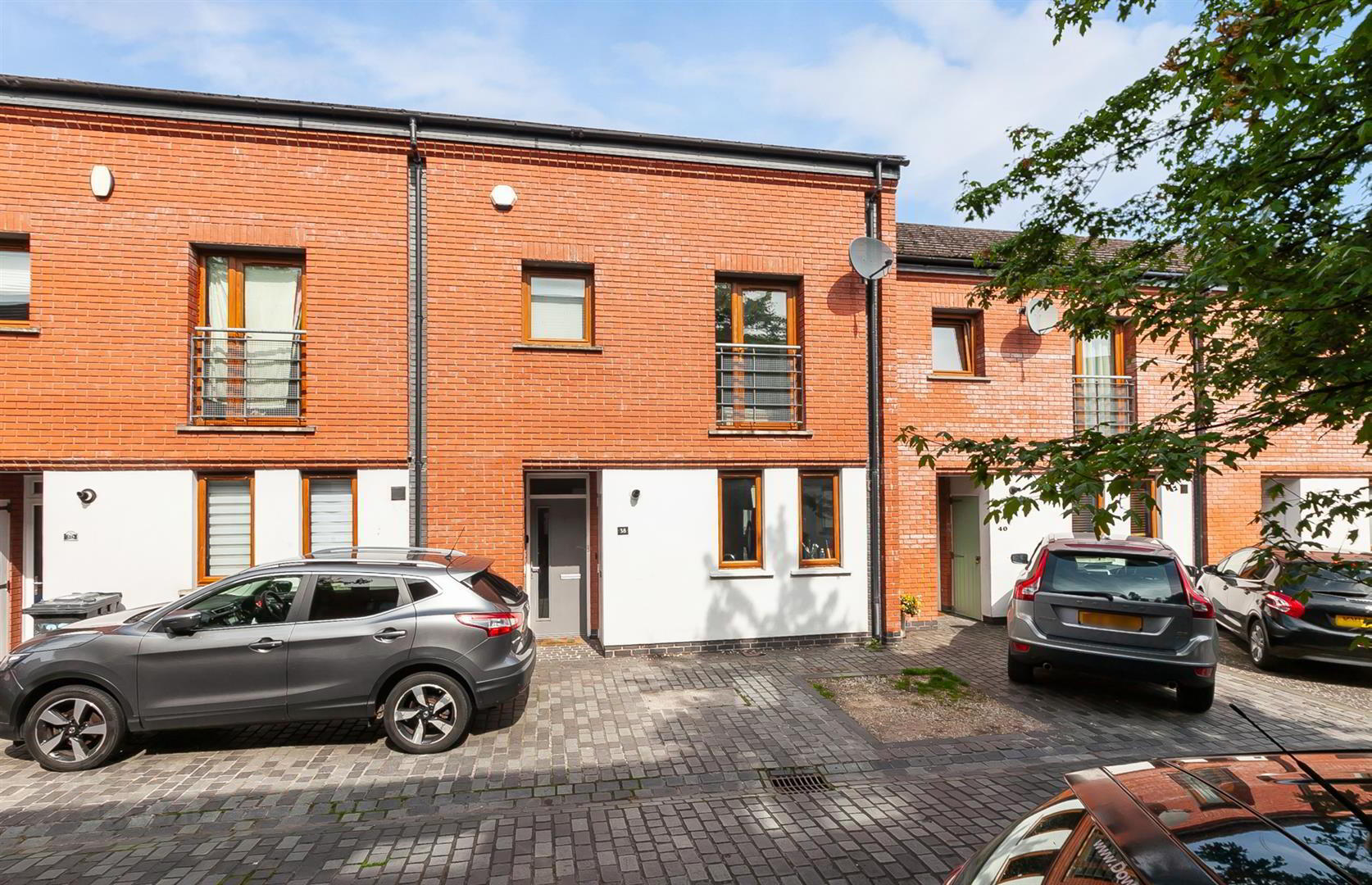 38 Paxton Street 1 of 22