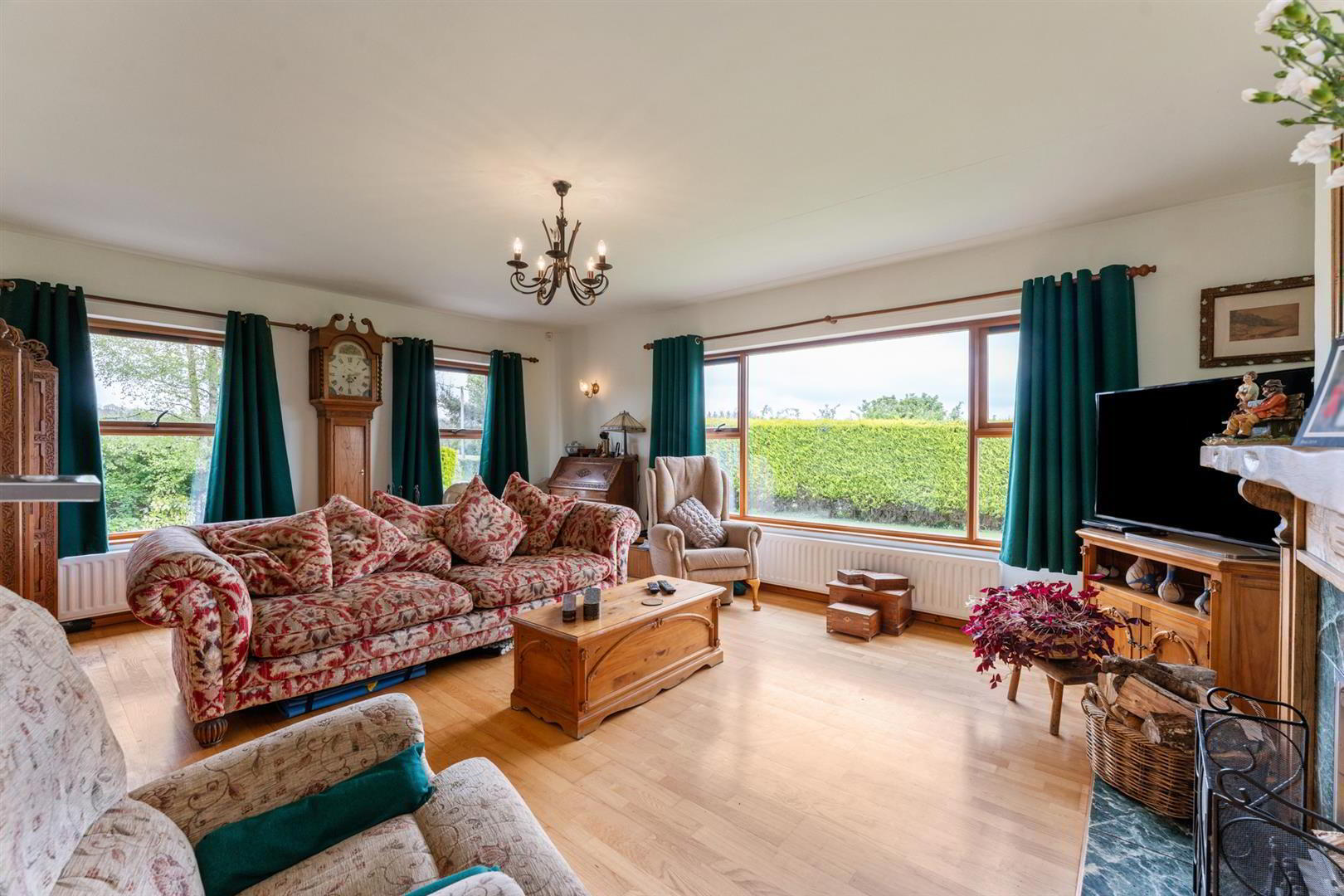 24a Kilcurry Road 6 of 29