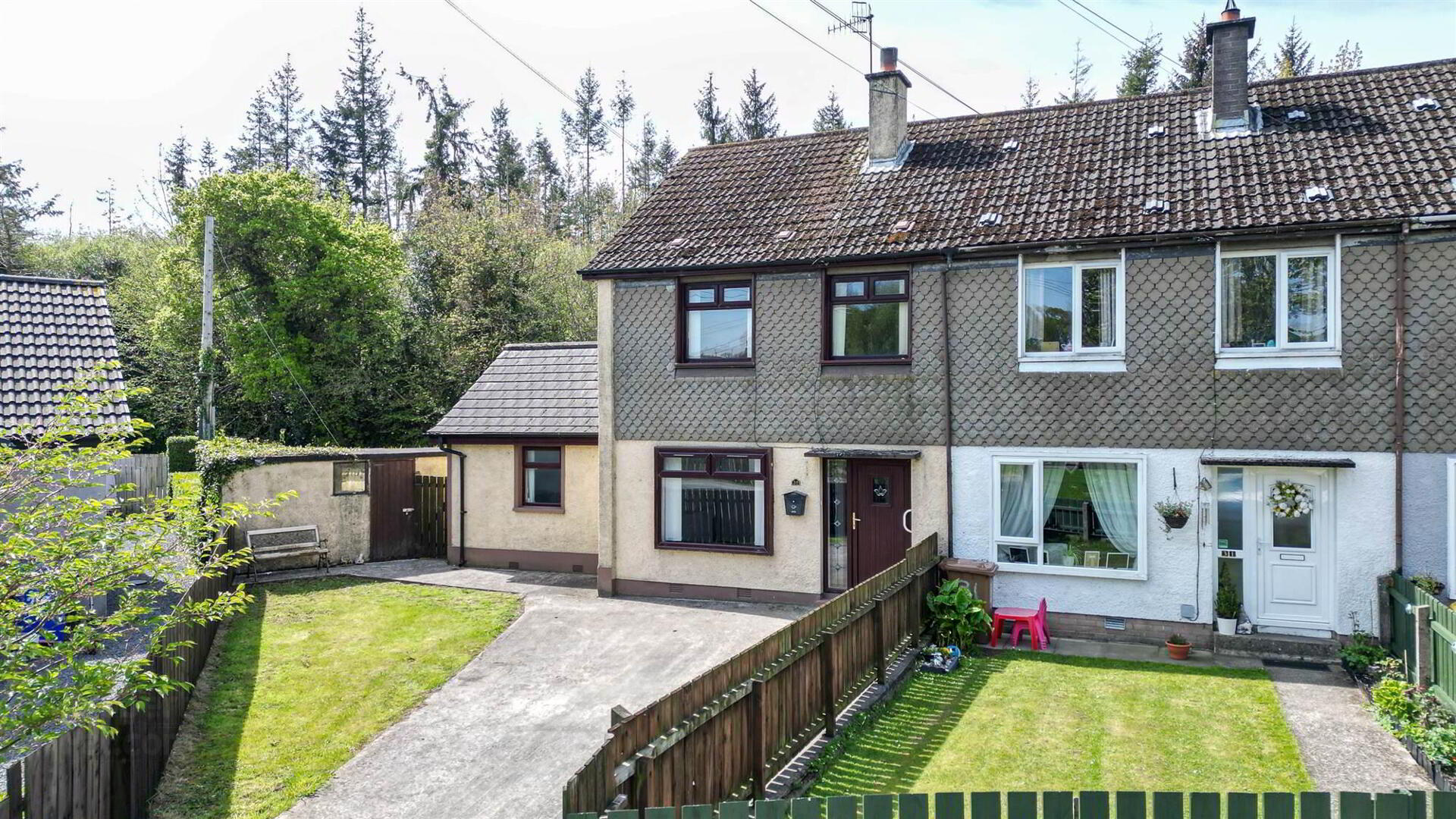 30 Annsborough Park 3 of 20