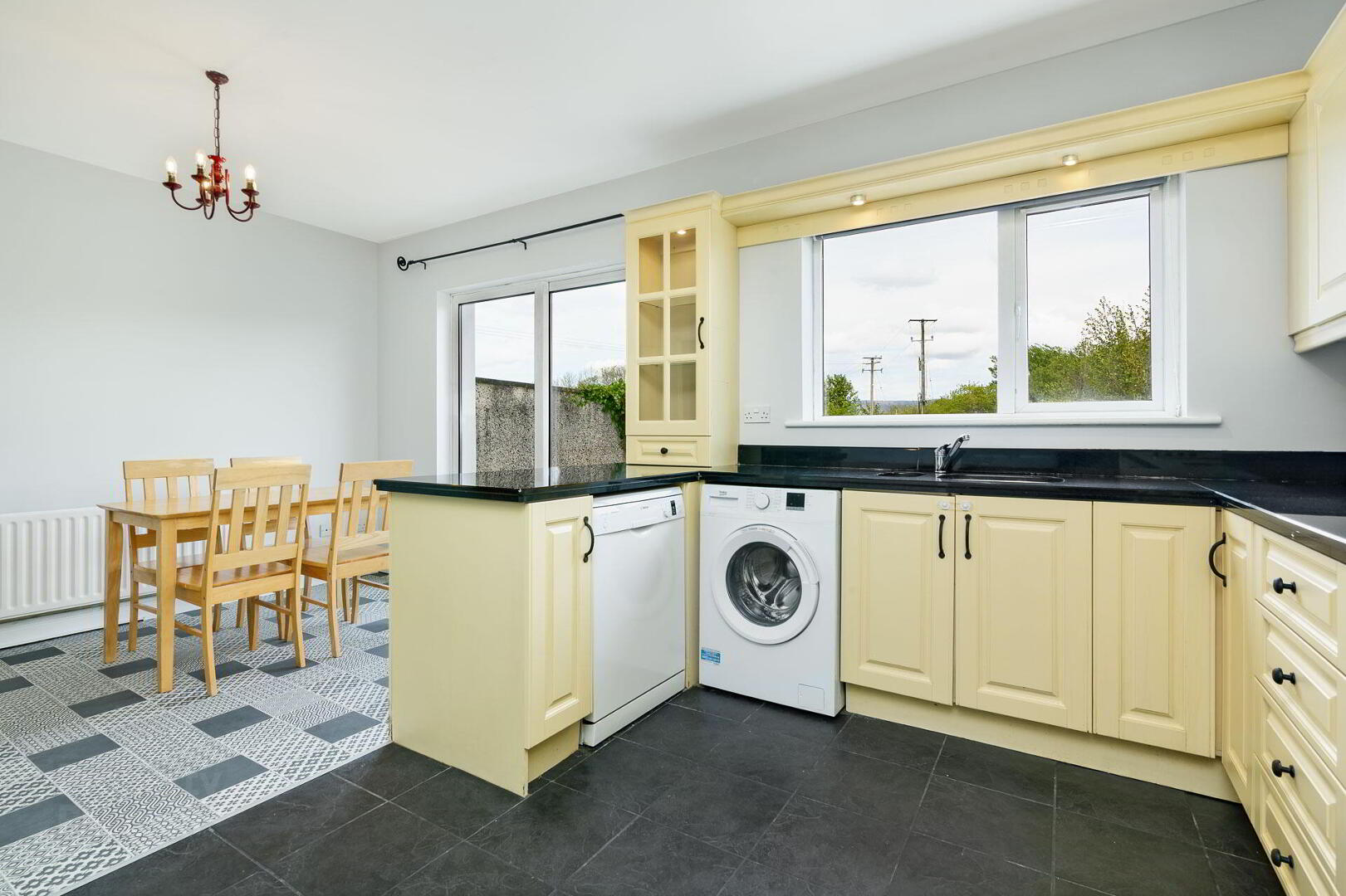 31 Woodville Court 10 of 22