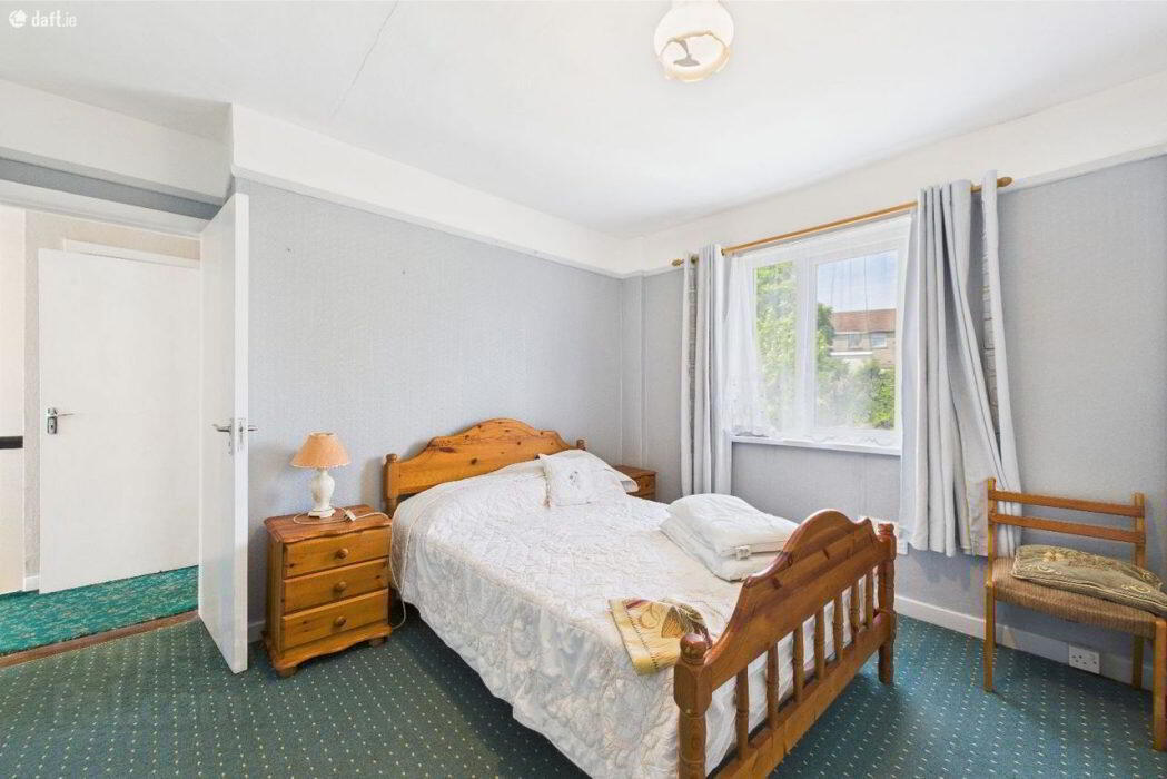 70 Roanmore Park 17 of 26