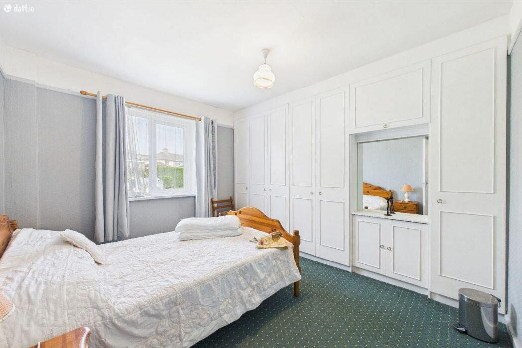70 Roanmore Park 18 of 26