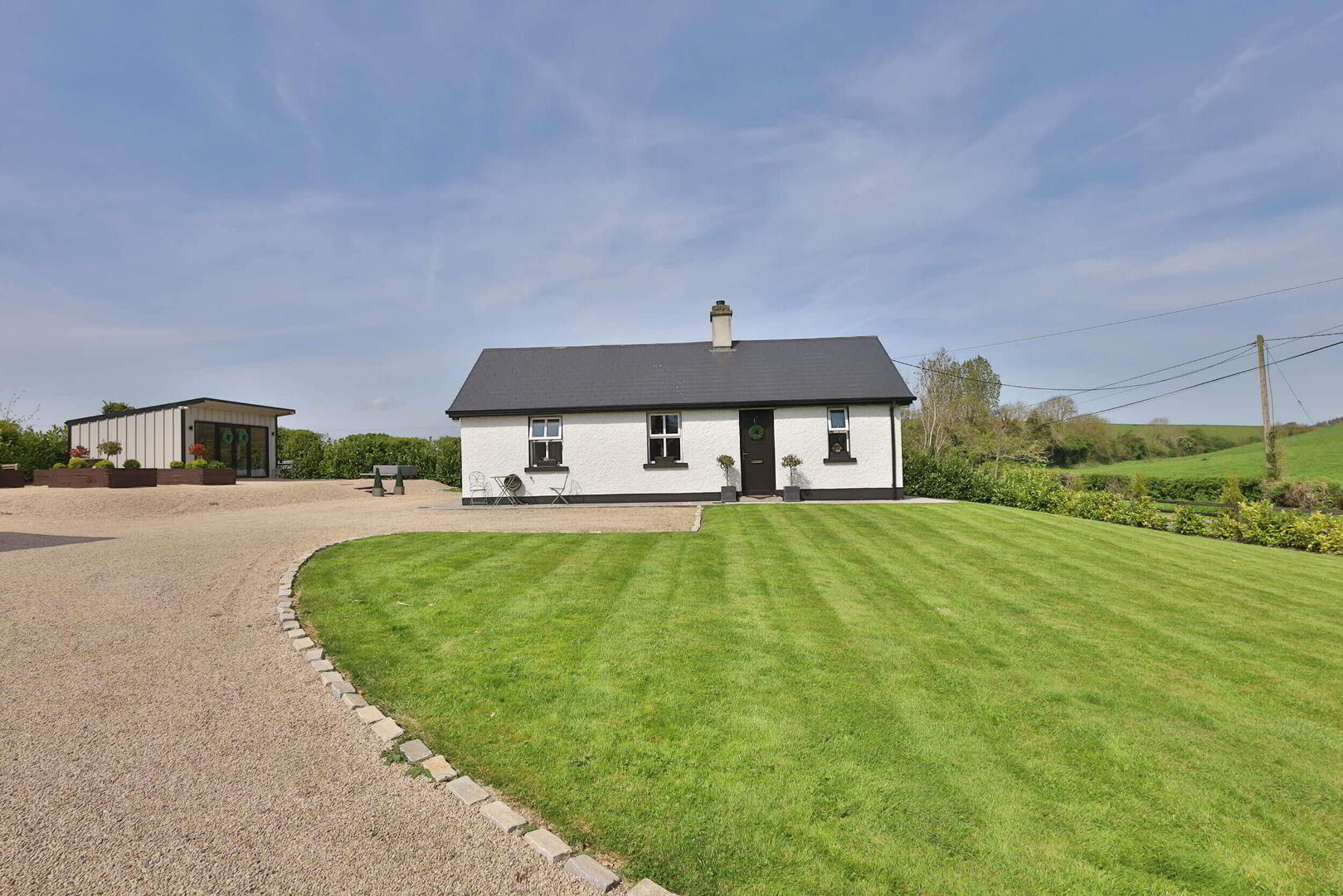 Avoca Cottage 2 of 16