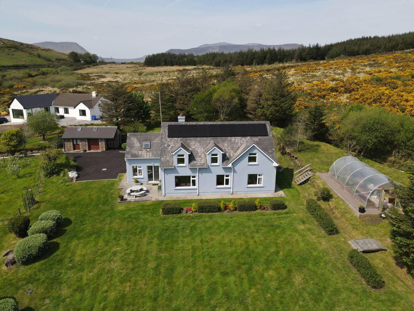 property description image