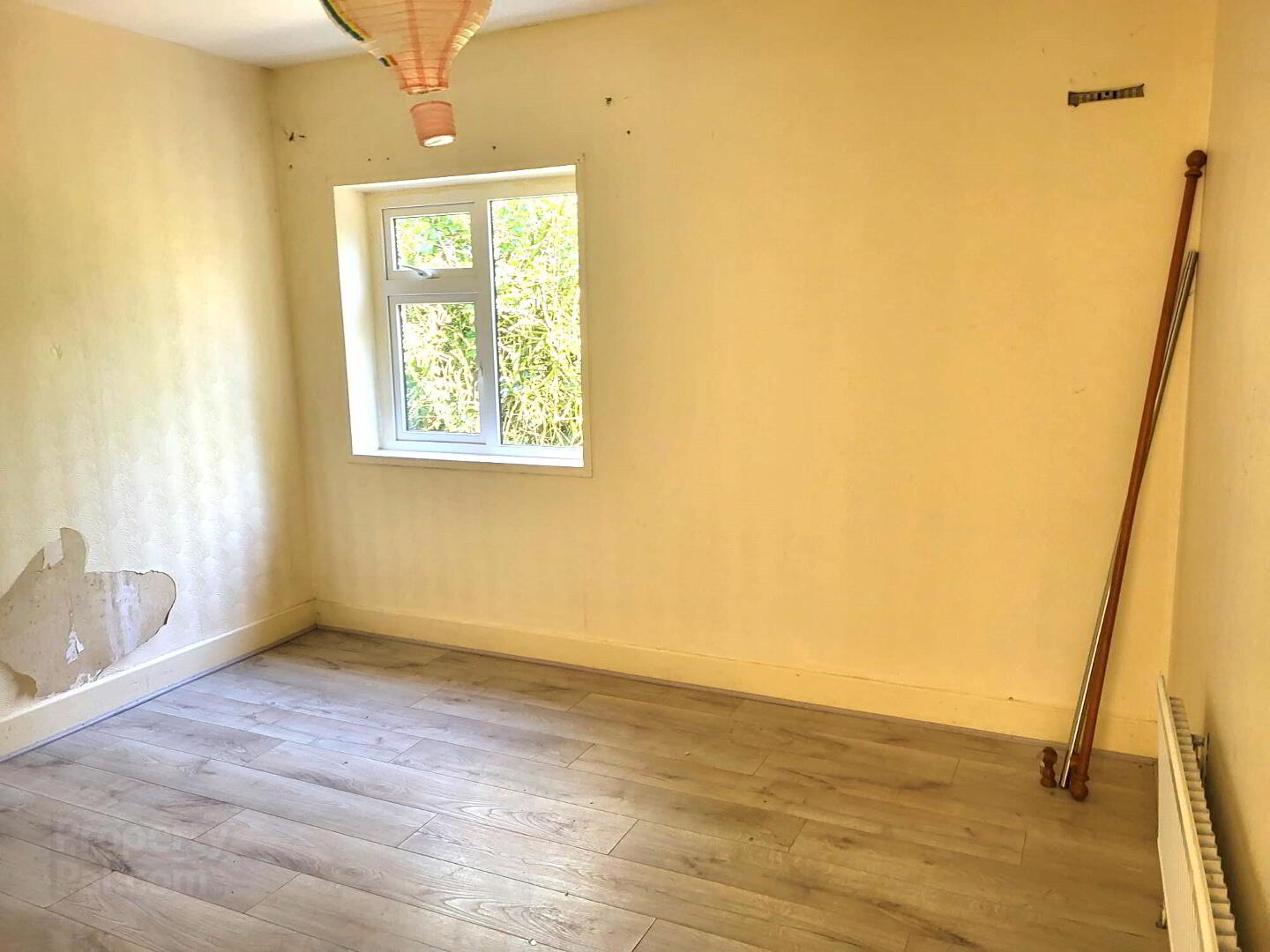 Cullens Cottage 6 of 8