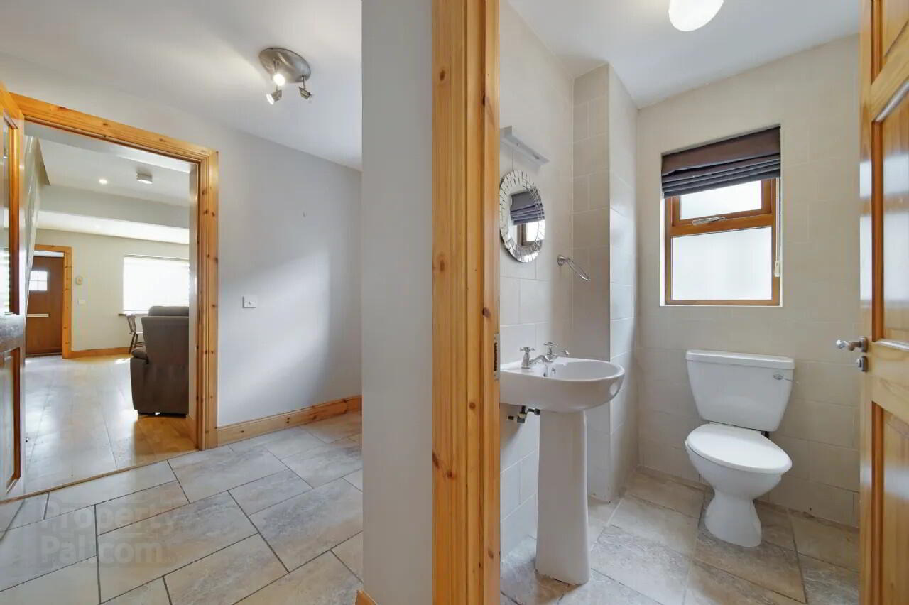 6 Knocknamona Terrace 14 of 36