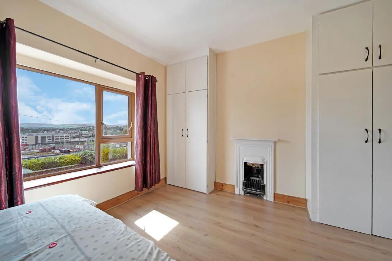 6 Knocknamona Terrace 23 of 36
