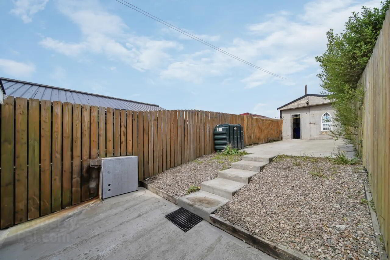 6 Knocknamona Terrace 27 of 36