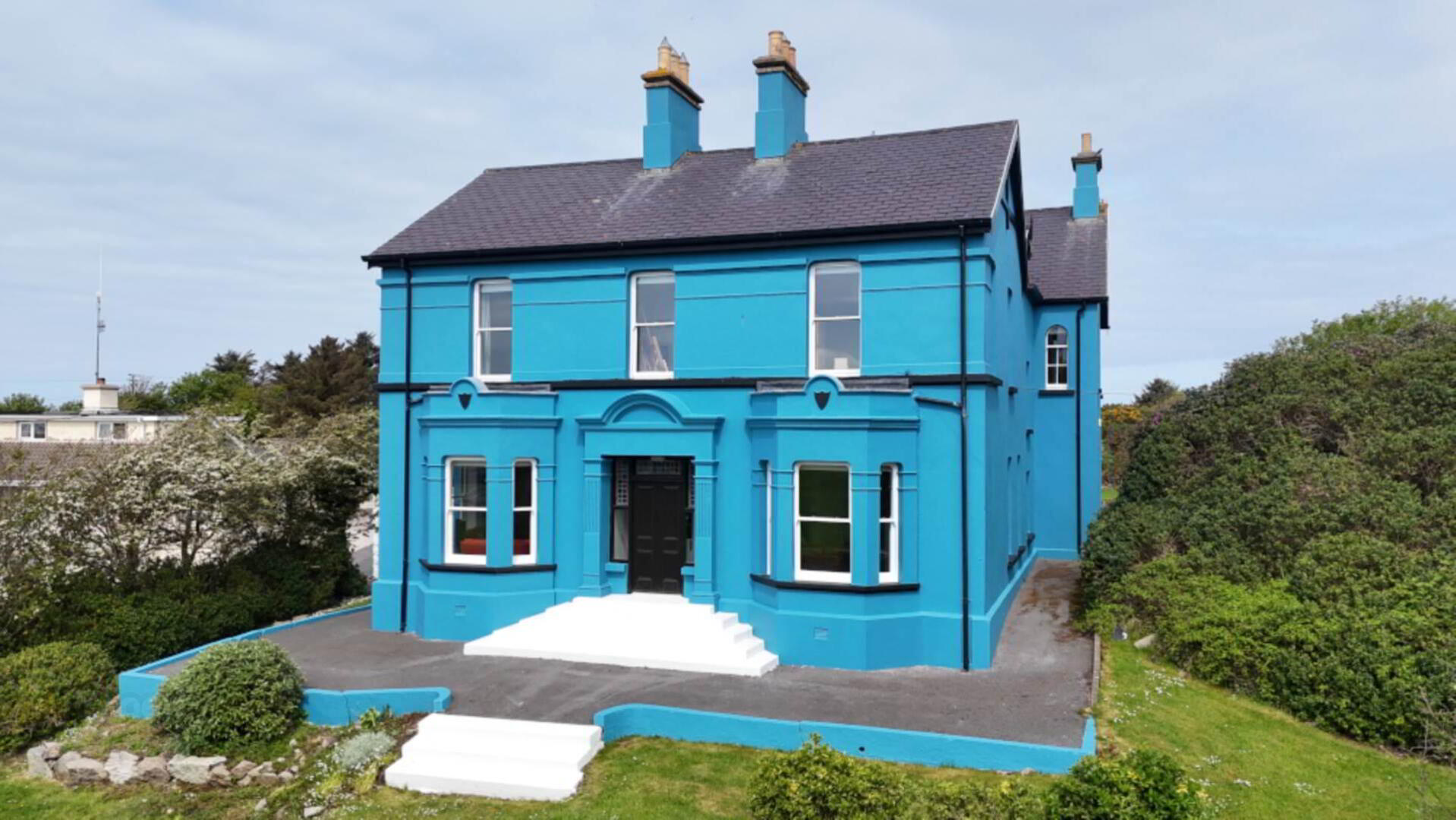 property description image